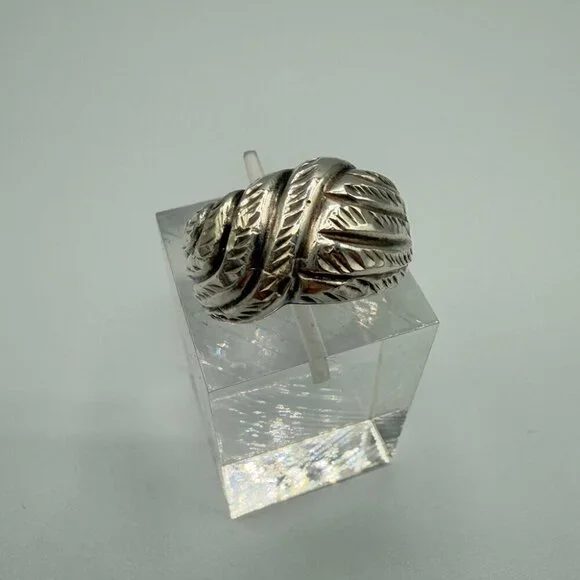 Silver Textured Ring Size 7.5 - Picture 3 of 13